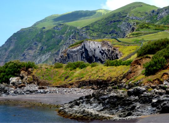 Açores - Trekking, visites, découverte, rencontres, mer et montagnes