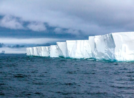 Antarctique - Péninsule Antarctique - Ski voile