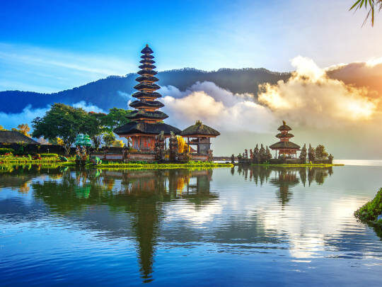 Bali, Île des Dieux …Miroir de l’être - Les matins du monde