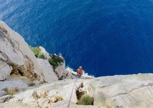 Escalade et voile dans les Calanques - Les matins du monde
