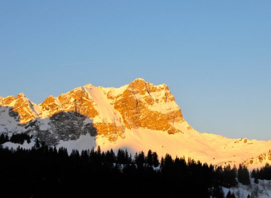 Chamonix-Mont-Blanc au Lac Léman en ski de randonnée - Les matins du monde