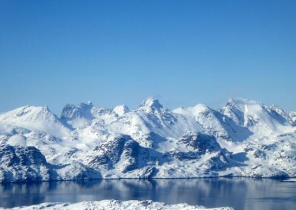 Ski de randonnée, région de Maniitsoq - Kisaq - Les matins du monde
