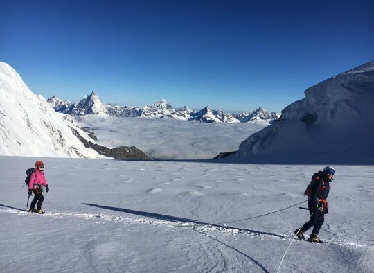 Castor et Naso du Lyskam -  Massif du Mont Rose  - Les matins du monde