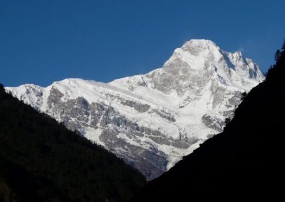Vallée de la Tsum - Les matins du monde