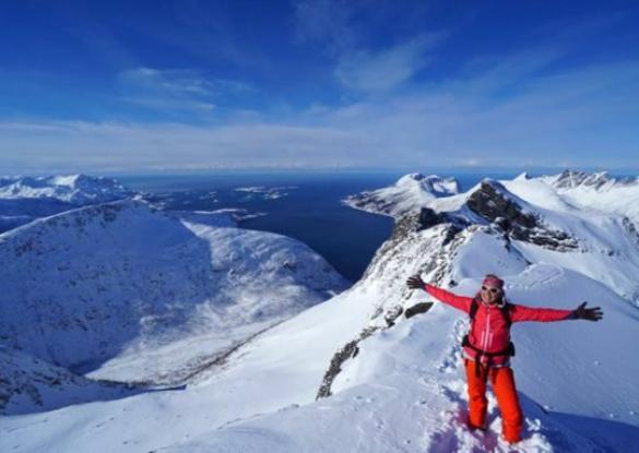 Ski de randonnée depuis un voilier dans les Alpes de Lyngen  - Les matins du monde