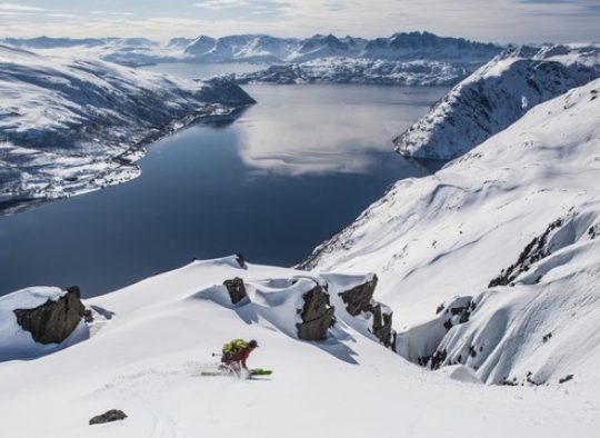 Ski de randonnée dans le Finnmark - Les matins du monde