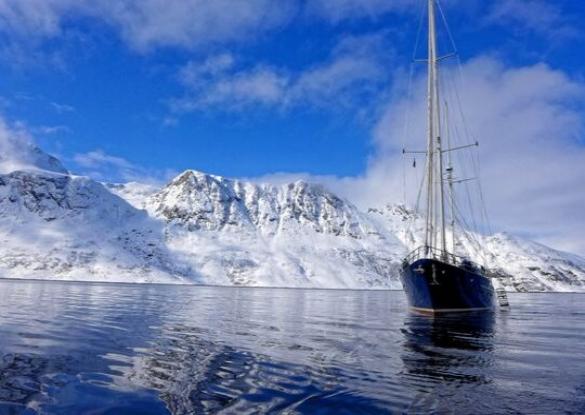 Ski de randonnée et voile en itinérance dans les Alpes de Bodo et les îles Lofoten - Les matins du monde