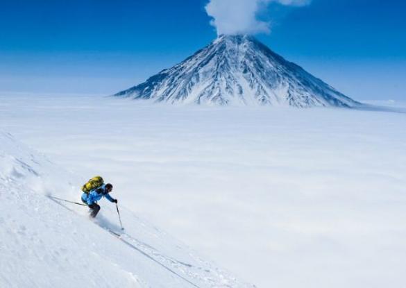 Ski de randonnée sur les volcans du Kamchatka - Les matins du monde