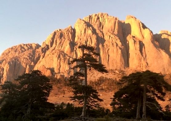Escalade à Dedegol - Les matins du monde