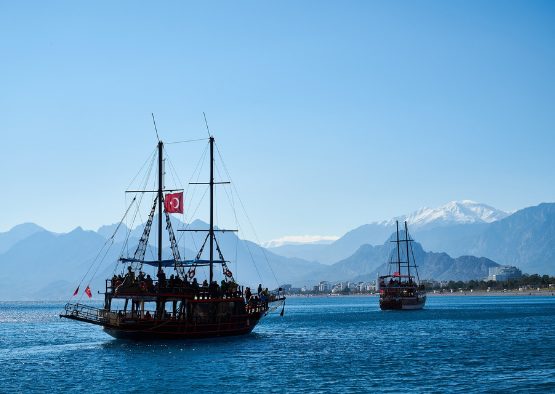 Croisière et randonnée sur la côte turquoise - Les matins du monde